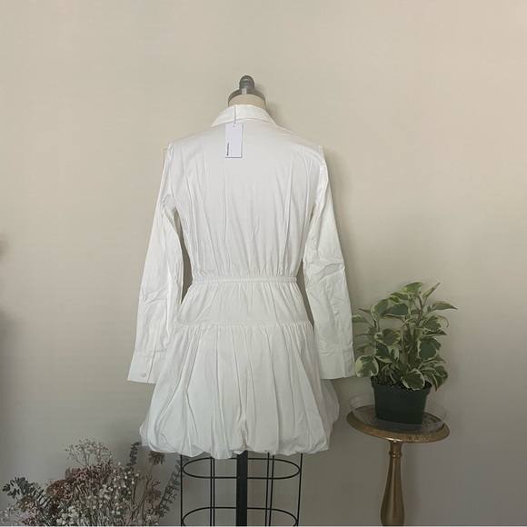 Reformation Moira Dress in white size 8 - Picture 8 of 11